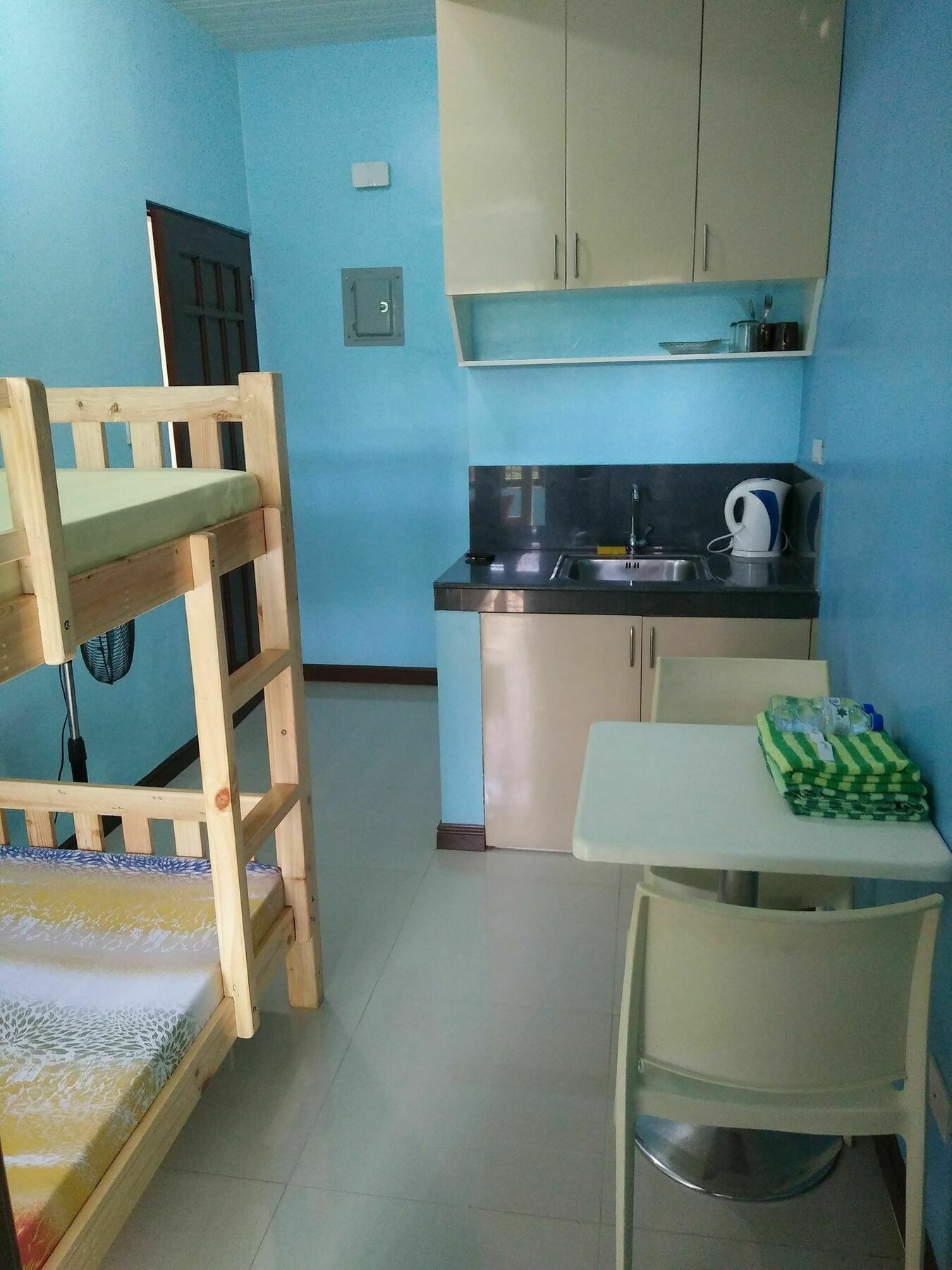 Christopher B&B And Apartments (Adults Only) Paranaque City Exteriér fotografie